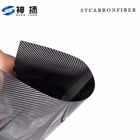 Supporta pannelli decorativi colorati forgiati resistenti alla corrosione e alle alte temperature personalizzati realizzati con fogli di fibra di carbonio tagliati